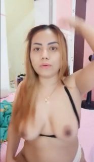 Miss Kiran omek toket papaya