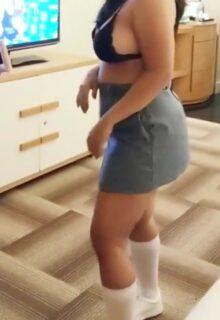 memek becek cewek seragam SMA