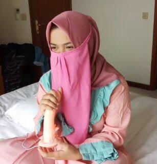 Wanita Hijab Pink Sange Binal Ngewe yuk
