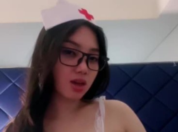 Julia Costum Suster Binal show Toket Uting