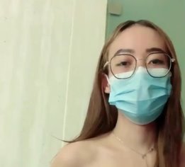 Caca Remas Teteknya Goyang Hot