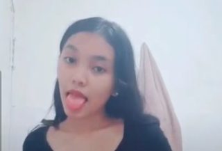 Gabungan Video Laras Cewek FYP di TikTok