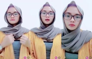 Yulia Ukhty pamer Belahan Pascol Nakal
