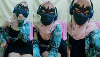 Ukhty Live Buka-Bukaan Part 1