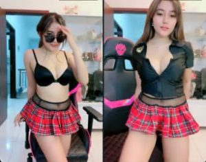 Semprotin Lidya Danira Cantik Sexy Asyik